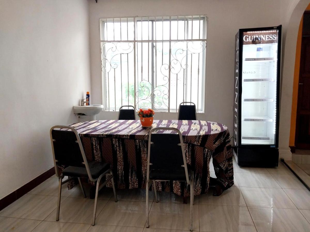 مبيت وإفطار دار السلام L&J Modern Backpackers Kigamboni Beach House المظهر الخارجي الصورة